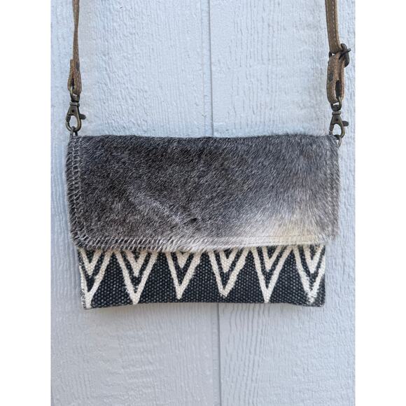 new MYRA BAG leather cowhide calf hair gray white cotton crossbody purse bag - Picture 2 of 8